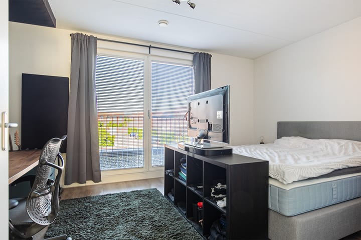 Foto 24 van Laurierplein 40