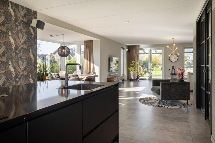 Photo 39 of Leeuwerik 23