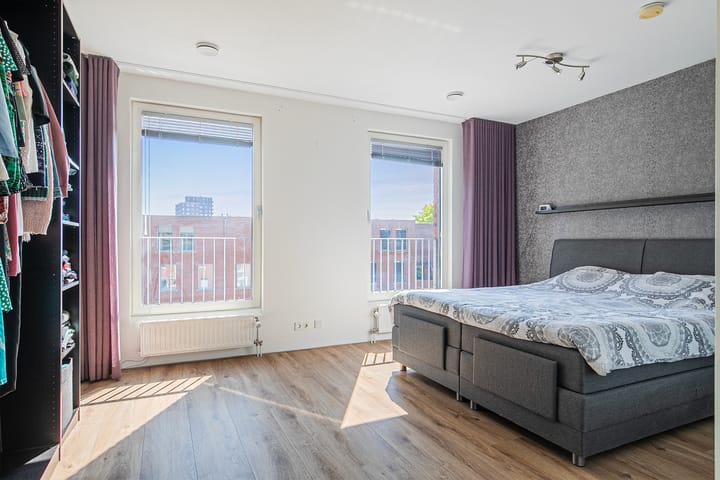 Foto 30 van Laurierplein 40