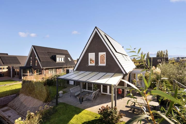 Photo 58 of Leeuwerik 23