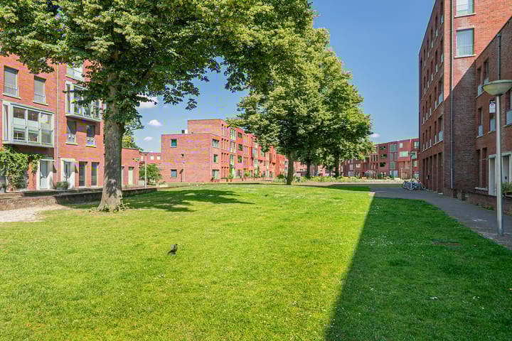 Foto 50 van Laurierplein 40