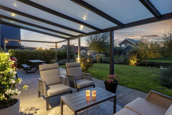 Photo 78 of Leeuwerik 23