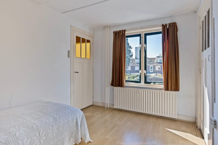 Foto 25 van Pironstraat 44