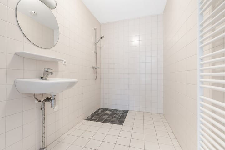 Foto 14 van Frontonstraat 59