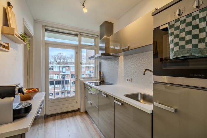 Foto 15 van Schutkenstraat 55