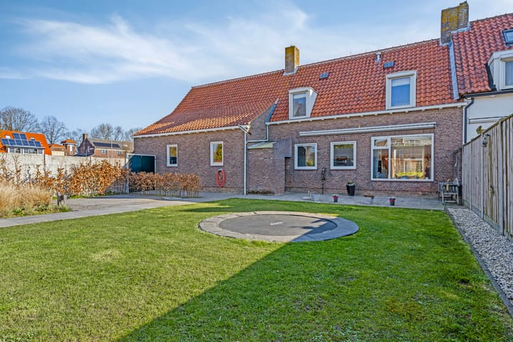 Foto 2 van Burgemeester Dregmansstraat 2