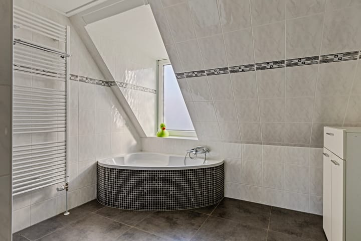 Foto 23 van Burgemeester Dregmansstraat 2