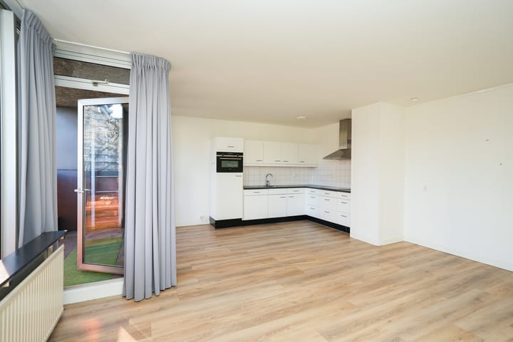 Foto 2 van Burg. Hustinxstraat 194