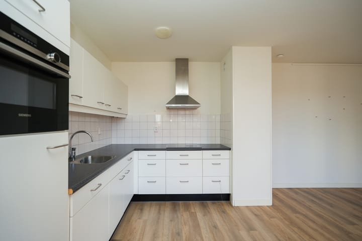 Foto 14 van Burg. Hustinxstraat 194