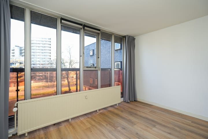 Foto 21 van Burg. Hustinxstraat 194