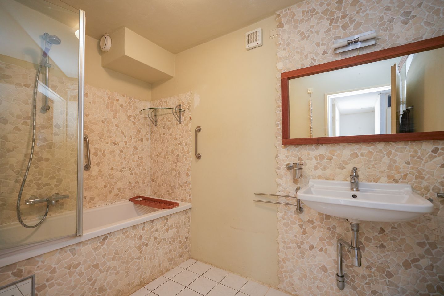 Photo 20 of Weezenhof 8149