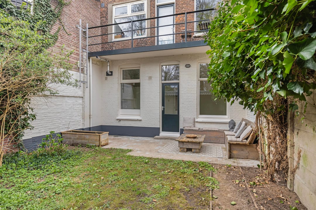 Photo 1 of de Ruyterstraat 205