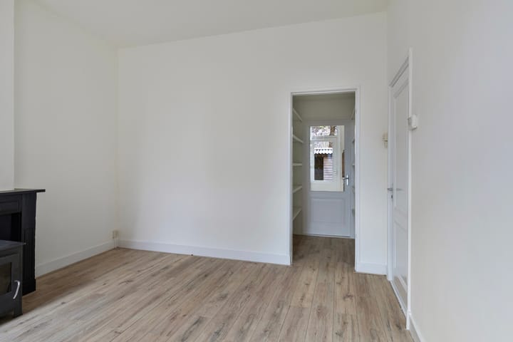 Foto 7 van de Ruyterstraat 205