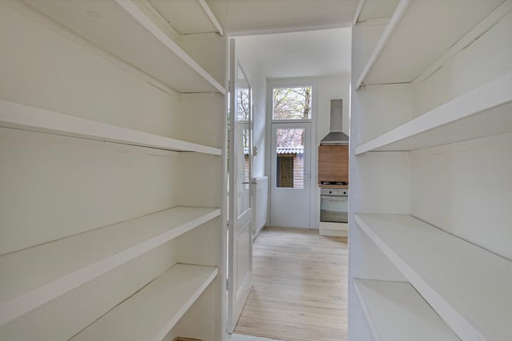 Foto 8 van de Ruyterstraat 205