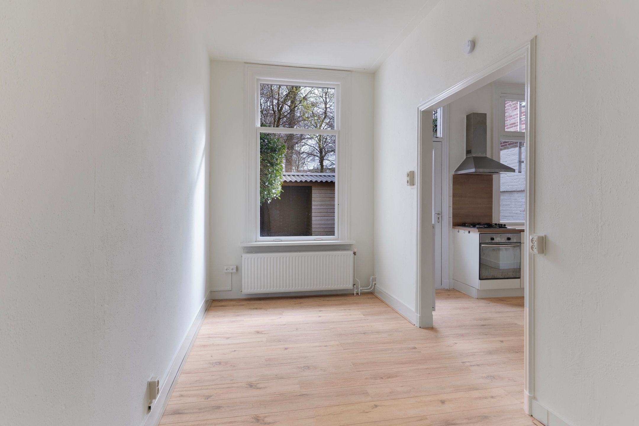 Photo 12 of de Ruyterstraat 205