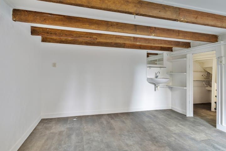 Foto 22 van de Ruyterstraat 205