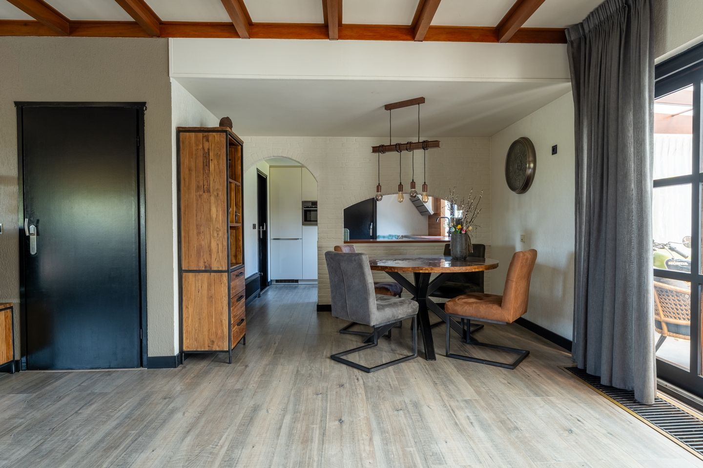 Foto 10 van Parallelweg 60