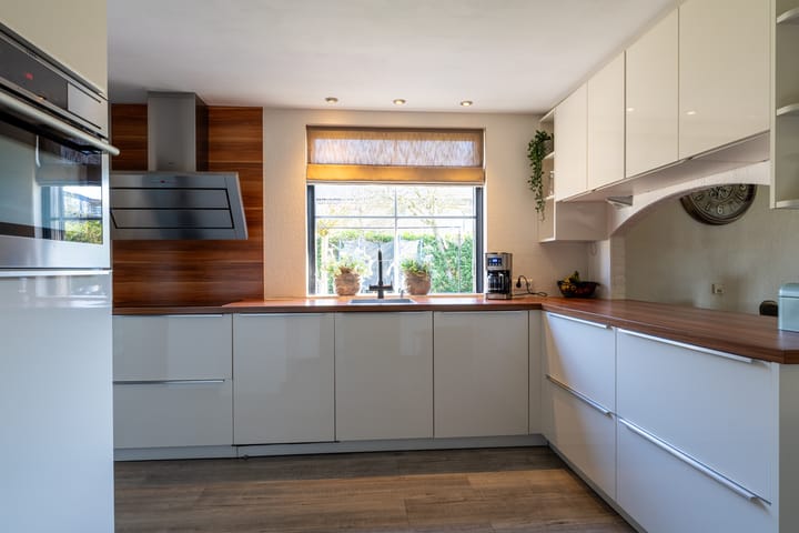 Photo 12 of Parallelweg 60