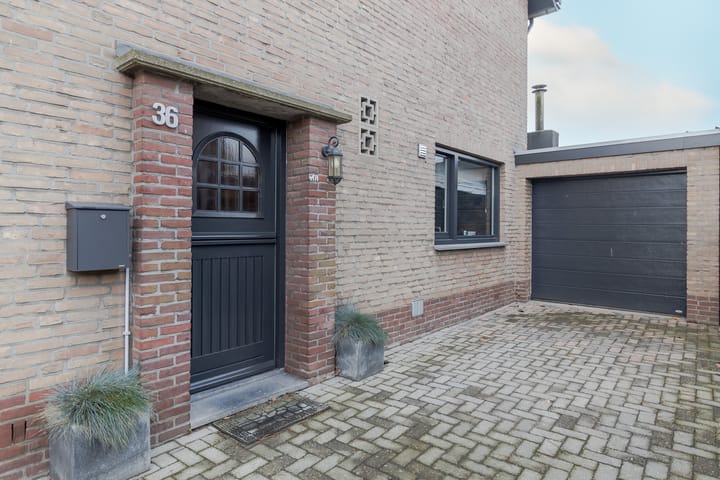 Foto 10 van Rector Thijssenstraat 36