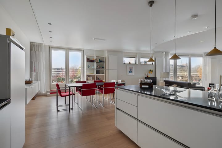 Foto 22 van Raesbergenstraat 89