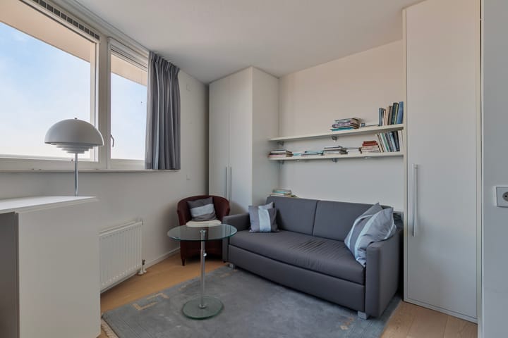 Foto 28 van Raesbergenstraat 89