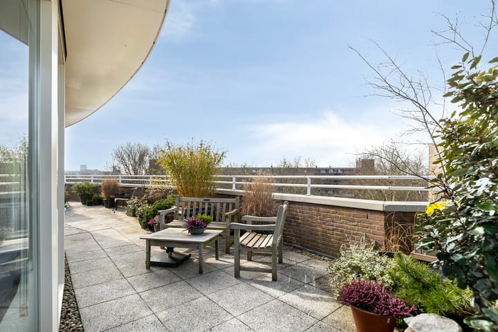 Foto 33 van Raesbergenstraat 89