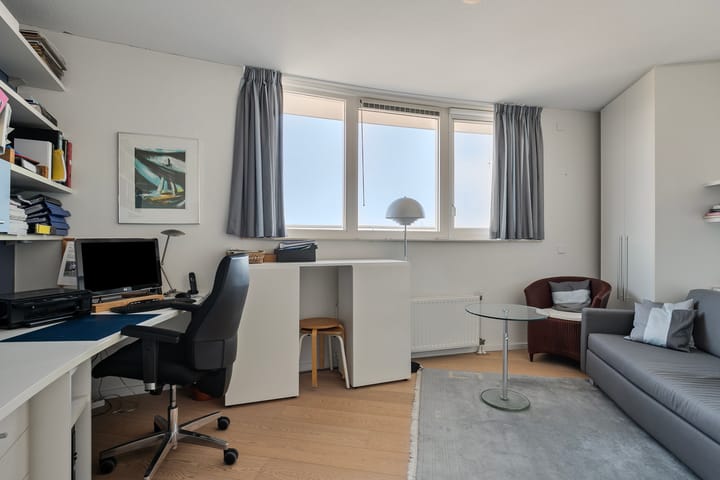 Foto 27 van Raesbergenstraat 89