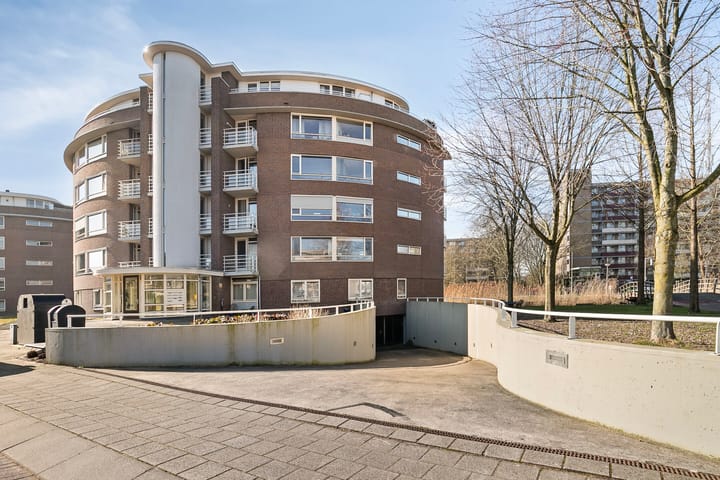 Foto 44 van Raesbergenstraat 89