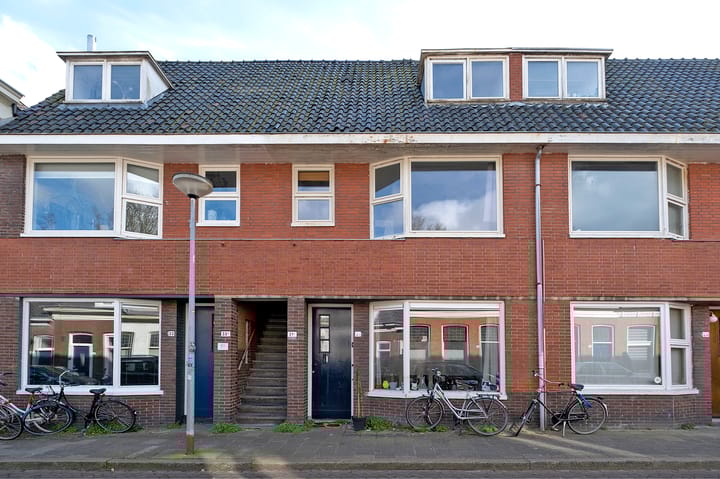 Foto 2 van Warmoesstraat 31-A