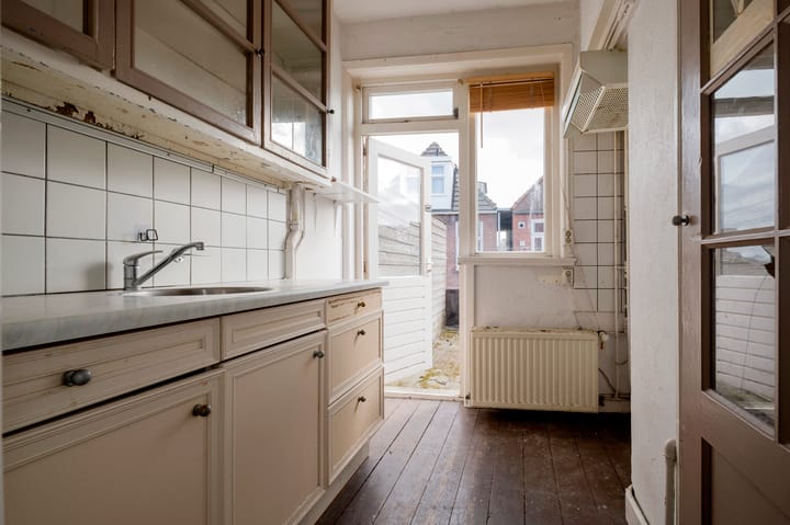 Foto 14 van Warmoesstraat 31-A