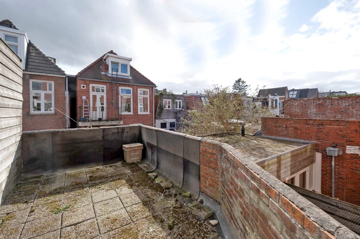 Foto 16 van Warmoesstraat 31-A