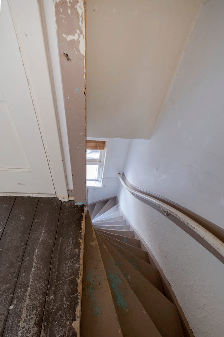 Foto 24 van Warmoesstraat 31-A