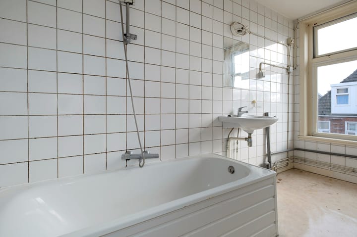 Foto 28 van Warmoesstraat 31-A