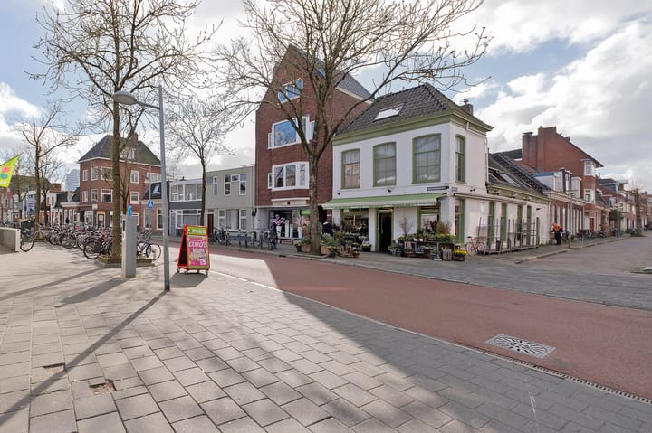 Foto 35 van Warmoesstraat 31-A