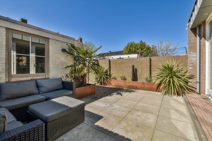 Foto 24 van Mascagnistraat 11