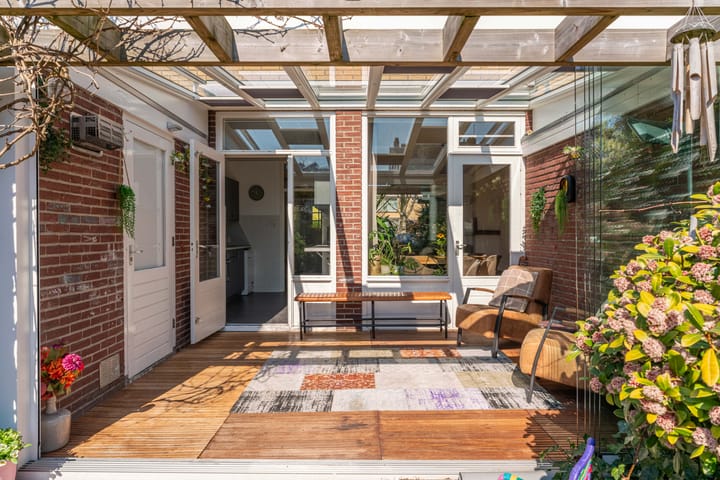 Foto 24 van Oranje Nassaulaan 59