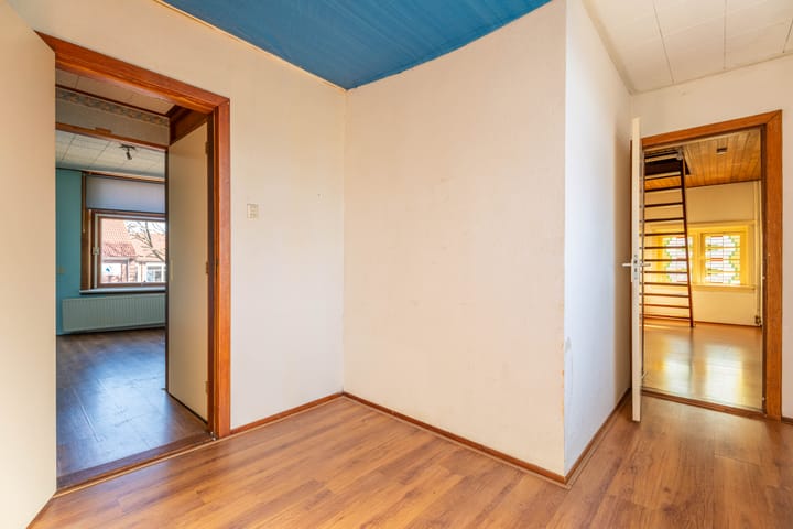 Photo 11 of Tramstraat 2