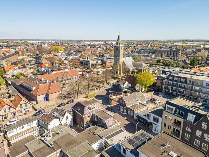 Photo 32 of Tramstraat 2