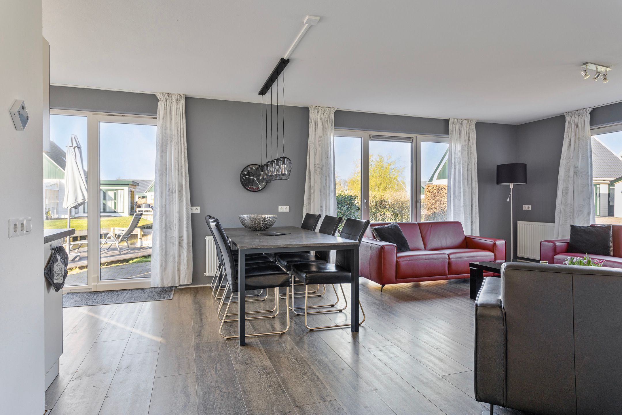 Foto 9 van Zuiderdwarsdijk 56