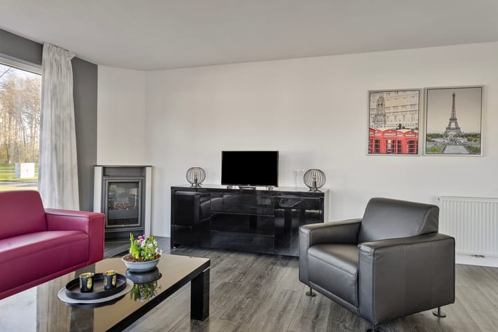 Foto 12 van Zuiderdwarsdijk 56