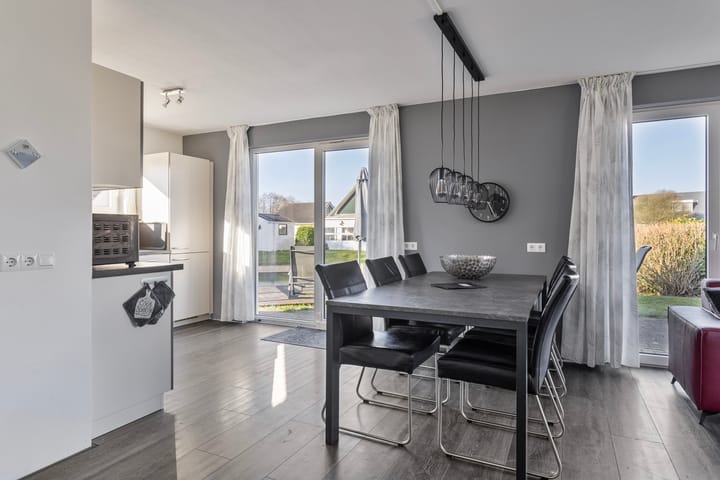 Foto 15 van Zuiderdwarsdijk 56