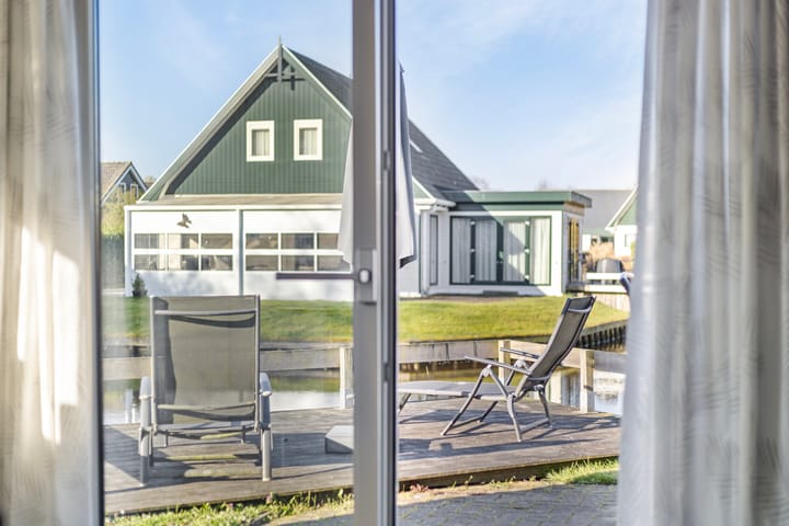 Foto 18 van Zuiderdwarsdijk 56