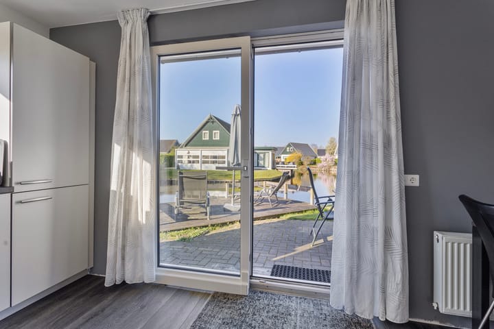 Foto 23 van Zuiderdwarsdijk 56