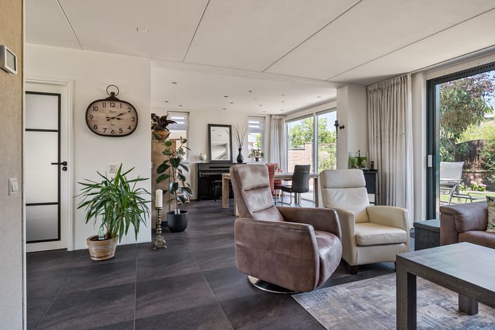 Foto 2 van Leeghwaterstraat 55