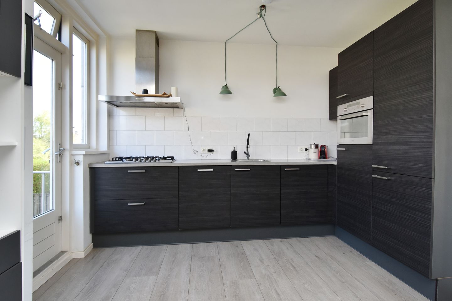 Photo 4 of van Naeldwijcklaan 89