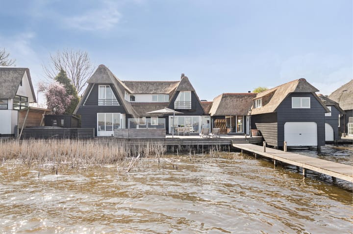 Nieuw-Loosdrechtsedijk 260