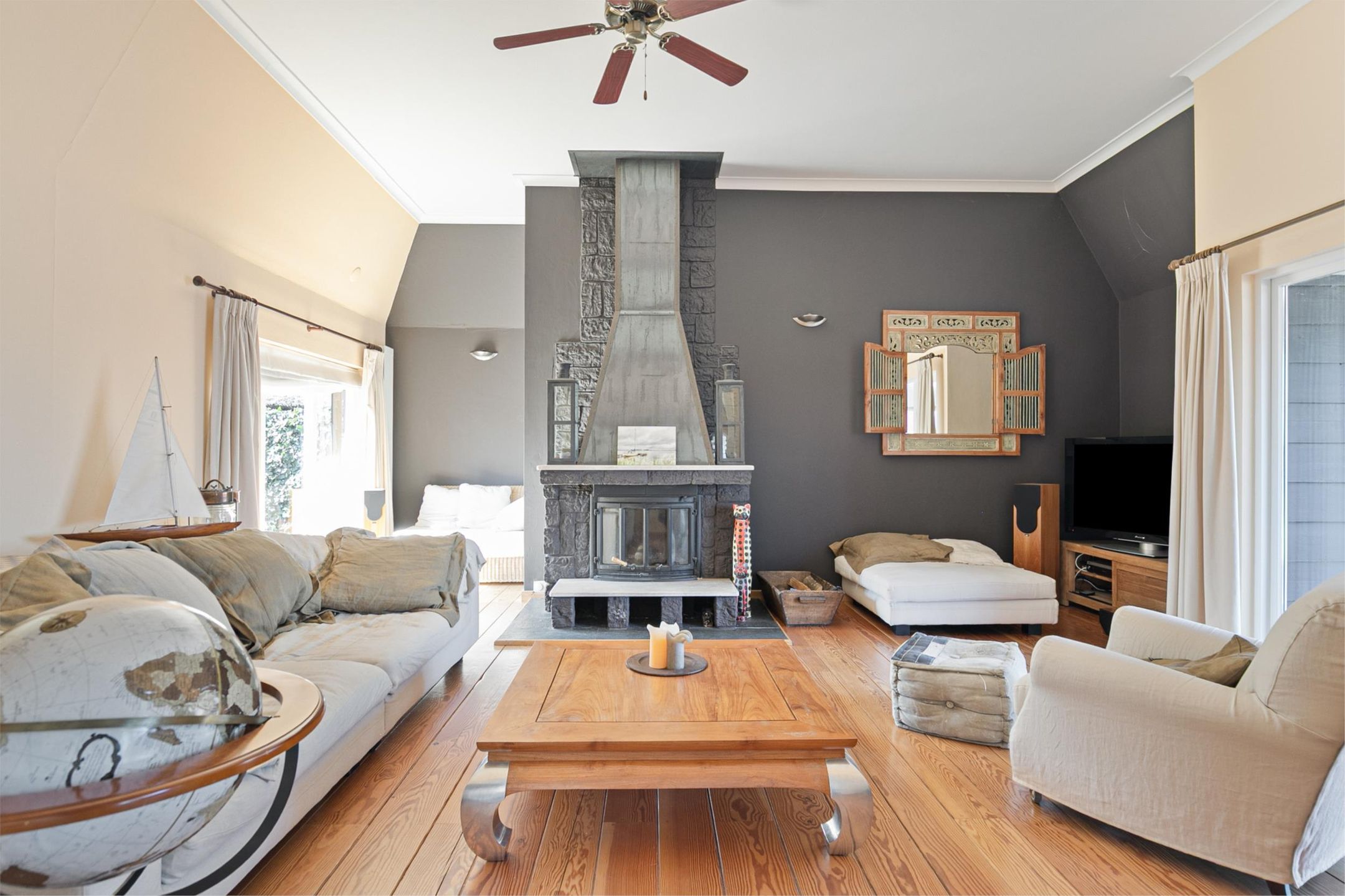 Foto 9 van Nieuw-Loosdrechtsedijk 260