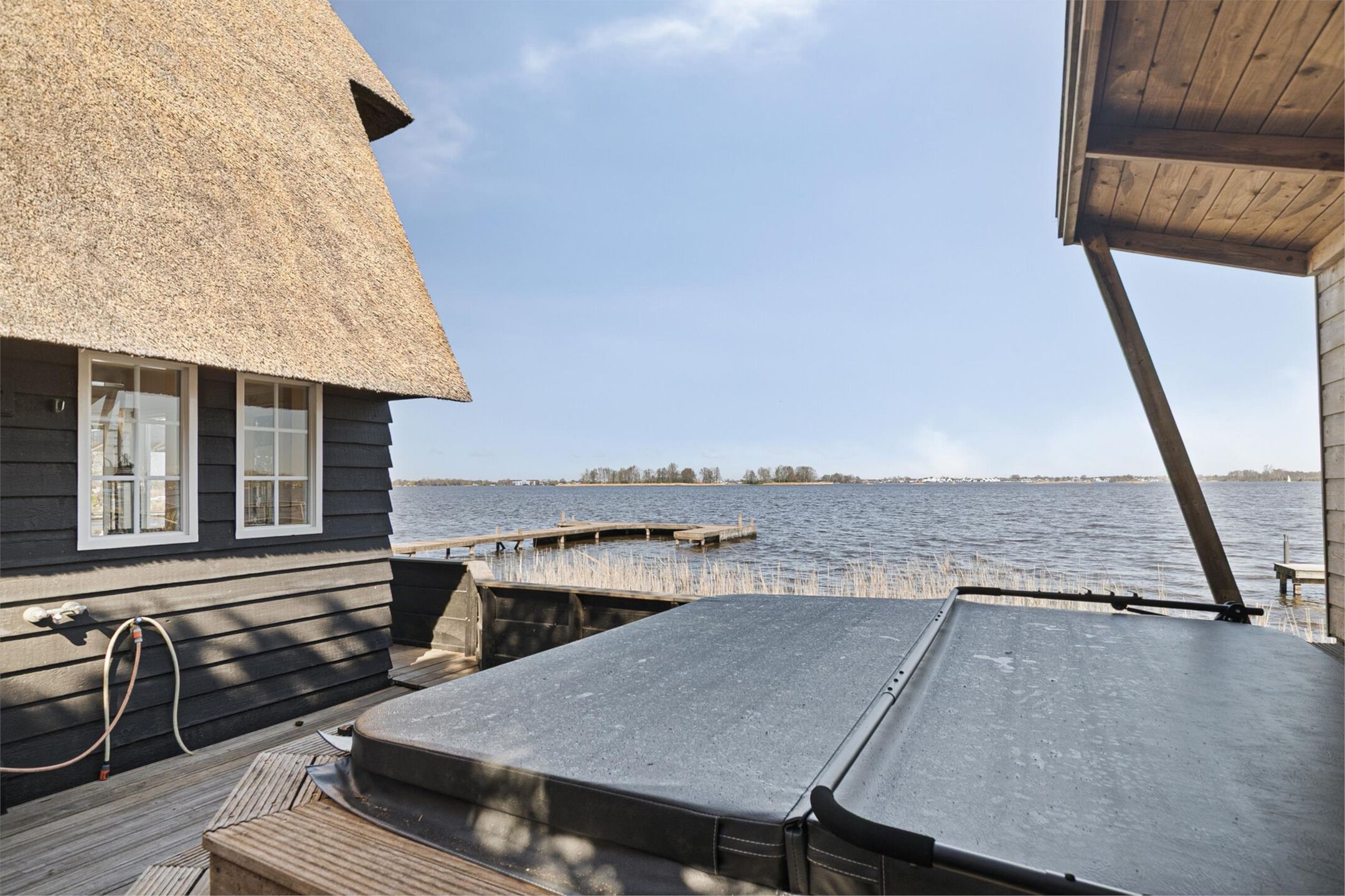 Foto 24 van Nieuw-Loosdrechtsedijk 260