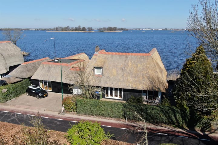 Foto 29 van Nieuw-Loosdrechtsedijk 260