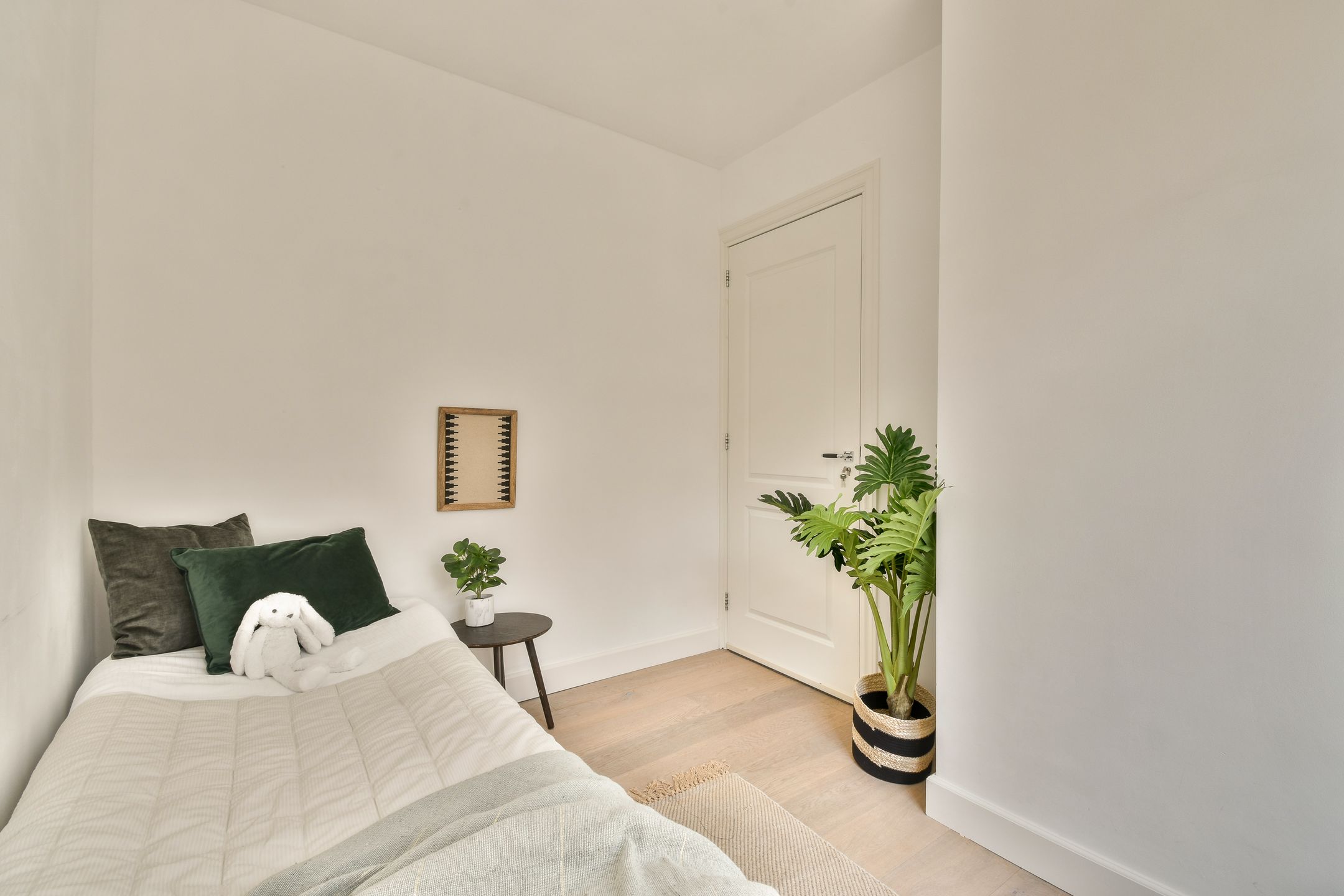 Photo 12 of Da Costastraat 110-C